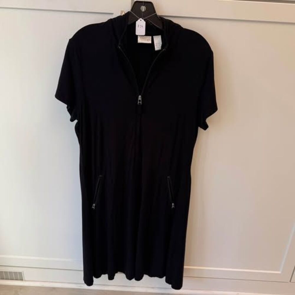 Chico's Zenergy Black Zip Neck Dress Size 2 (Large) Short Sleeve Pockets Rayon S